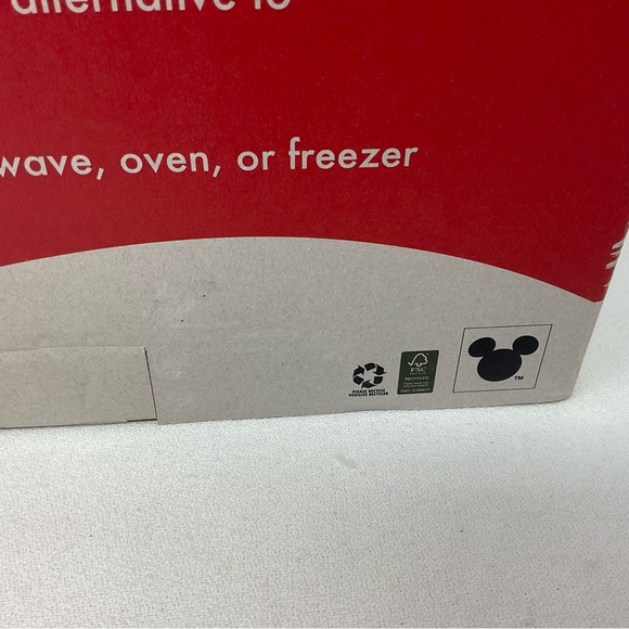 Disney Christmas Mickey Mouse Dinnerware Set Plate, Bowl, Cup Melamine - Picture 6 of 6